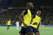Enner Valencia (i) y Pervis Estupiñán (d) son bajas en la Tricolor para el duelo ante Venezuela.