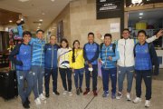 El equipo ecuatoriano fue recibido con aplausos por sus amigos y familiares.
