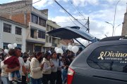 En Ibarra se realizó el sepelio de la bebé, de 7 meses, que fue baleada por dos sicarios supuestamente contratados por su padre y la esposa de él.