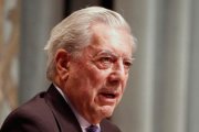 El escritor Mario Vargas Llosa recibe el alta hospitalaria tras superar covid