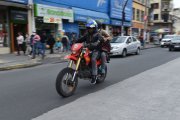 Según la ANT, habrá excepciones que deberán cumplirse para que en una moto pueda viajar más de una persona.