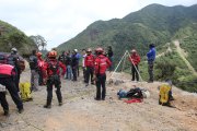 Los equipos se organizaron para rastrear en la vía Calacalí-Nanegalito, al noroccidente de Pichincha.