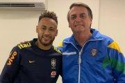 Neymar apareció junto a Jair Bolsonaro y le ratificó su apoyo en una transmisión por YouTube.
