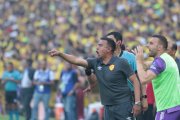 El entrenador César Farías llegó a los 21 partidos invicto dirigiendo a Aucas en la LigaPro.