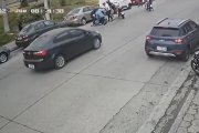 El hombre fue golpeado en una vía del norte de Guayaquil.
