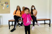 Tres mujeres del Centro de Privación de Libertad N.° 3 maternan a sus hijos. Ellas afirman que en el encierro han aprendido a criarlos.