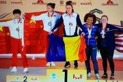 Angie Palacios consiguió oro y plata en los 71 kilogramos del Mundial Absoluto en Colombia