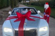 Cristiano Ronaldo recibe semejante regalazo por Navidad: un Rolls Royce