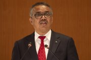 Tedros también lamentó que la vigilancia y la secuenciación genética de casos en laboratorio se hayan reducido drásticamente en el mundo.