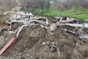 El 26 de marzo, un deslizamiento de tierra se produjo en el cantón Alausí, provincia de Chimborazo.