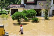 Esmeraldas es una de las poblaciones golpeada por las lluvias, que provocó la crecida de ríos e inundaciones.
