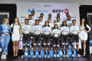 Los ciclistas élite, sub-23 y juvenil que forman parte del equipo continental Movistar Best PC.