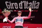 El belga Remco Evenepoel dio el golpe inicial en la Corsa Rosa y es el primer líder de la competencia.