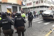 La mujer fue llevada a una unidad policial y su vehículo retenido para continuar con las  investigaciones.