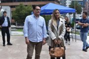Villavicencio y González en la acpetación de su precandidatura presidencial para los comicios de agosto.
