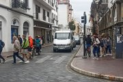 La mañana de este sábado 12 de agosto se vio a grupos de extranjeros por las calles céntricas de Cuenca.