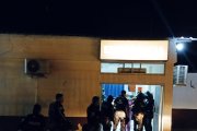Personal de la Policía fue al hospital para constatar el deceso de la víctima.