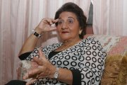Fresia Saavedra, La reina del folclor ecuatoriano, tiene 75 años cantando música ecuatoriana.