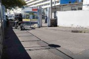 El hombre fue llevada a una casa de salud.