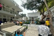 JJ, como también se lo conoce, está sepultado en el Cementerio General de Guayaquil. Decenas se acercan a su tumba para ofrecer honras