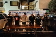 En el sur capitalino fueron detenidos tres venezolanos sospechosos de intentar secuestrar a un hombre y a su hijo, quienes ‘taxeaban’.