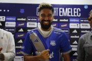 Cristhian Noboa se puso la camiseta azul como en el 2006 y jugará con el 16.