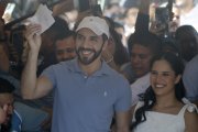 Nayib Bukele ejerció su derecho al voto en El Salvador.