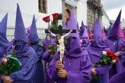 Feligreses recorrieron algunas calles en Quito, por la procesión.