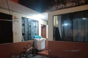 Dentro de la vivienda fue apuñalada la mujer venezolana por su pareja