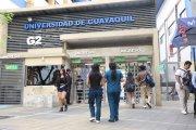 El acceso a estudiar Medicina este 2024 está limitado solo a 80 estudiantes, según denuncian.