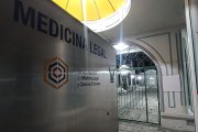 El pequeño cuerpo fue llevado a la morgue de la localidad. Las investigaciones continúan.