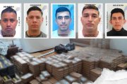 Estos son los policías que están desaparecidos. Los 1.115 paquetes de droga decomisados el martes pasado en Los Ceibos.