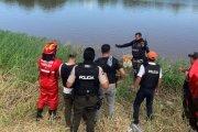 El cadáver fue encontrado a orillas de un río.