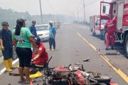 El faltal accidente cobró la vida de dos personas: una mayor de edad y un bombero.