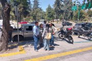La familia del joven detenido en Guápulo esperaba afuera de la Unidad de Flagrancia del norte de Quito.