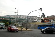 SEMAFOROS SIN LUZ CONGESTION VEHICULAR EN LA AVENIDA ORIENTAL SECTOR LA RECOLETA SUR DE QUITO .René Fraga Quito 28 de septiembre del 2024 AG-Periodistas AG-Granasa ag-periodistas-quito