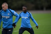 La presencia del ecuatoriano Moisés Caicedo como titular del Chelsea, está en duda.
