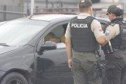 La víctima quedó dentro del carro que conducía por la vía a Daule.
