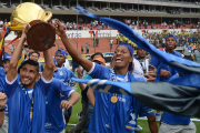 John Narváez (d) fue campeón con Emelec en tres ocasiones en Ecuador