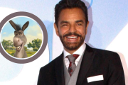 Eugenio Derbez ha realizado el doblaje de Sherk en las películas anteriores.