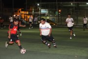 El torneo de fútbol 8 se lo juega en la cancha Divino Niño de Durán.