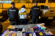 La mujer sería parte de una red de narcotráfico.