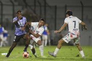 Los rayados igualaron sin goles ante San Lorenzo y cayeron en la definición por penales.