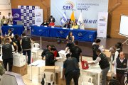 El conteo de votos se desarrolla luego del cierre de la jornada electoral.