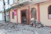 Una casa fue blando de una aparato explosivo en Samanes 2.