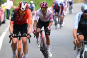 Richard Carapaz fue protagonista en la etapa reina del Giro de Italia.