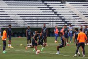 La selección ecuatoriana en uno de sus últimos entrenamientos antes de enfrentar a Brasil este jueves 5 de junio, en Guayaquil.