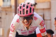 El ecuatoriano Richard Carapaz culminó tercero en el Giro de Italia 2025.