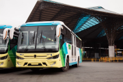 Guayaquil lanza Troncal 4 con buses especiales, sin articulados tradicionales.