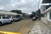 La Policía acordonó el área para iniciar las investigaciones.